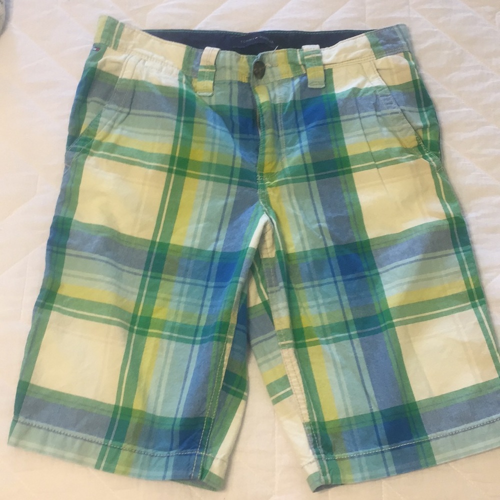 Tommy Hilfiger Boys plaid flat front shorts